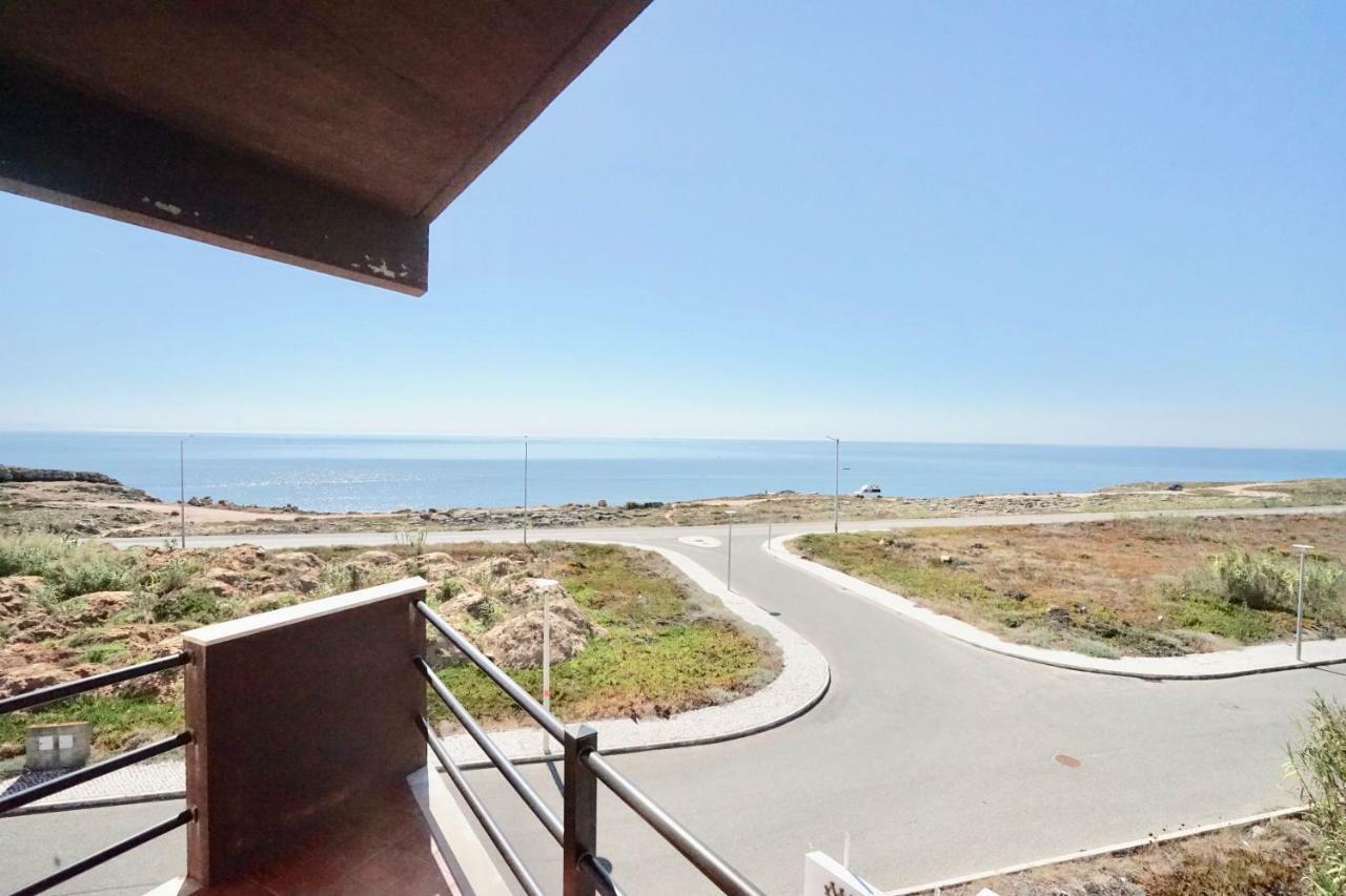 פניש Deluxe Oceanfront - Vue Sur La Mer מראה חיצוני תמונה